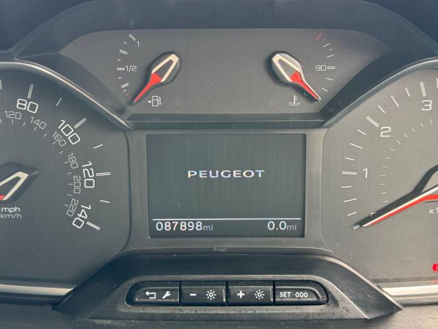 2022 Peugeot Partner 1000 1.5 Bluehdi 100 Professional Premium Van (NU71JNV) Image 12