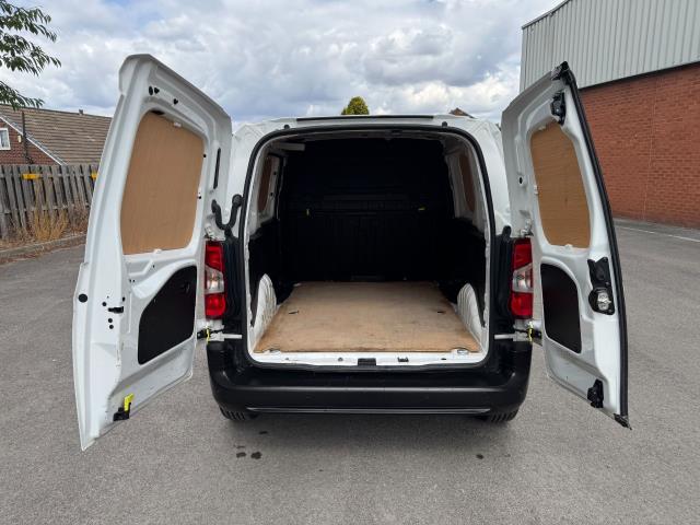 2022 Peugeot Partner 1000 1.5 Bluehdi 100 Professional Premium Van (NU71JNV) Image 42