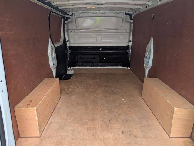 2021 Renault Trafic Ll30 Energy Dci 120 Business+ Van (NU71VZA) Image 16
