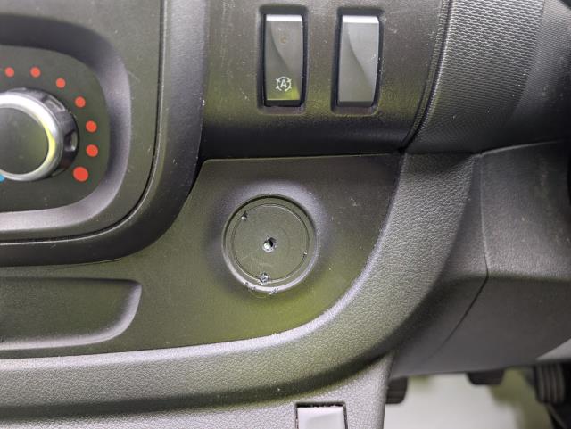 2021 Renault Trafic Ll30 Energy Dci 120 Business+ Van (NU71VZA) Image 33