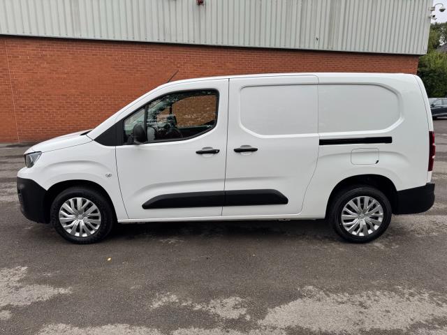 2021 Peugeot Partner 950 1.5 Bluehdi 100 Professional Premium LONG Van (NU71WUM) Image 6