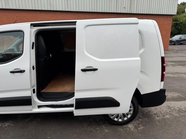 2021 Peugeot Partner 950 1.5 Bluehdi 100 Professional Premium LONG Van (NU71WUM) Image 41