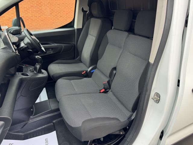 2021 Peugeot Partner 950 1.5 Bluehdi 100 Professional Premium LONG Van (NU71WUM) Image 31