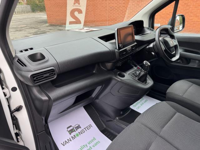 2021 Peugeot Partner 950 1.5 Bluehdi 100 Professional Premium LONG Van (NU71WUM) Image 29