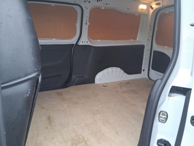 2021 Peugeot Partner 950 1.5 Bluehdi 100 Professional Premium Van (NU71XVM) Image 19