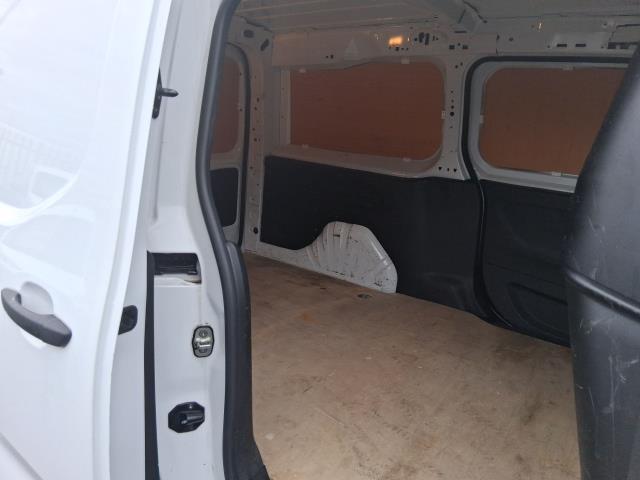 2021 Peugeot Partner 950 1.5 Bluehdi 100 Professional Premium Van (NU71XVM) Image 20