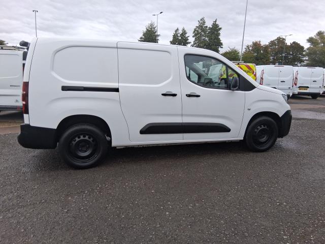 2021 Peugeot Partner 950 1.5 Bluehdi 100 Professional Premium Van (NU71XVM) Image 9