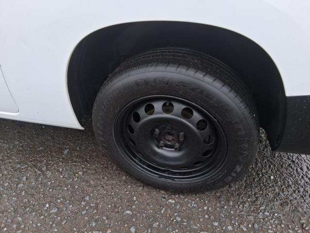 2021 Peugeot Partner 950 1.5 Bluehdi 100 Professional Premium Van (NU71XVM) Image 13