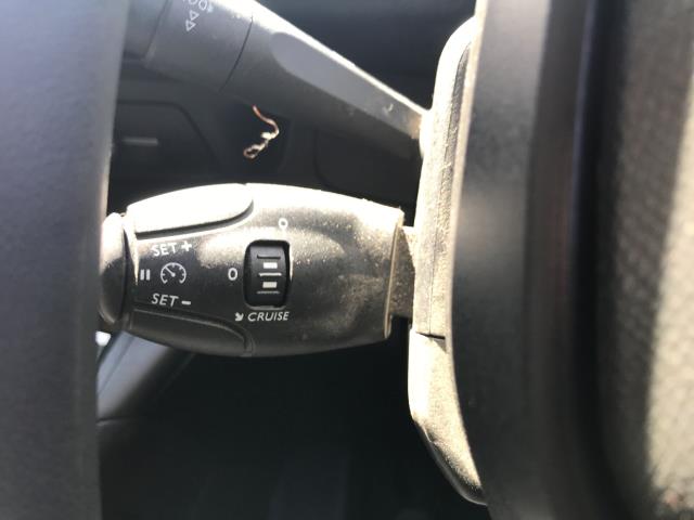 2021 Peugeot Partner L2 950 1.5BLUE HDI 100PS PROFESSIONAL PREMIUM EURO 6 (NU71YCR) Image 32