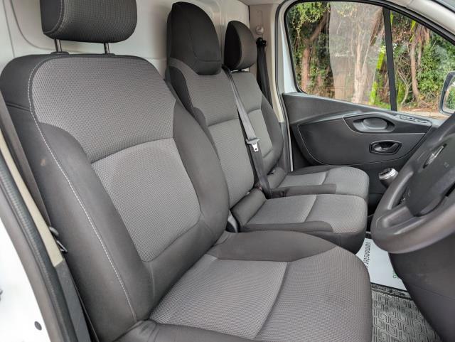 2021 Renault Trafic Ll30 Energy DCI 120 Business+ Van (NU71YJV) Image 23