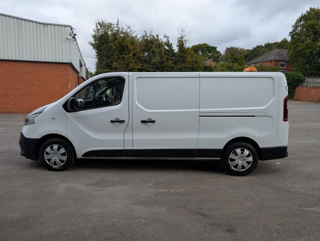 2021 Renault Trafic Ll30 Energy DCI 120 Business+ Van (NU71YJV) Image 8
