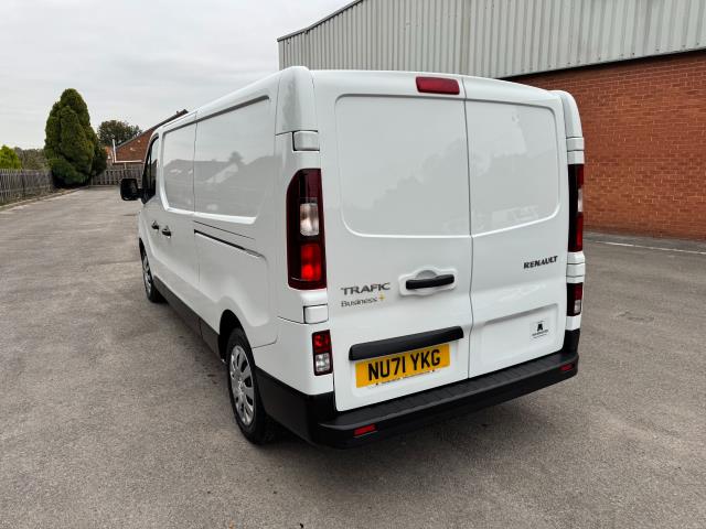 2021 Renault Trafic LL30 L2 H1 BLUE DCi 120PS BUSINESS+  EURO 6 (NU71YKG) Image 7