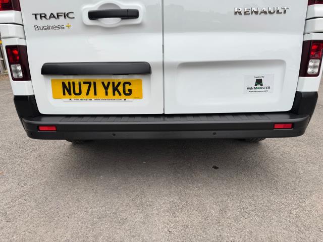 2021 Renault Trafic LL30 L2 H1 BLUE DCi 120PS BUSINESS+  EURO 6 (NU71YKG) Image 54