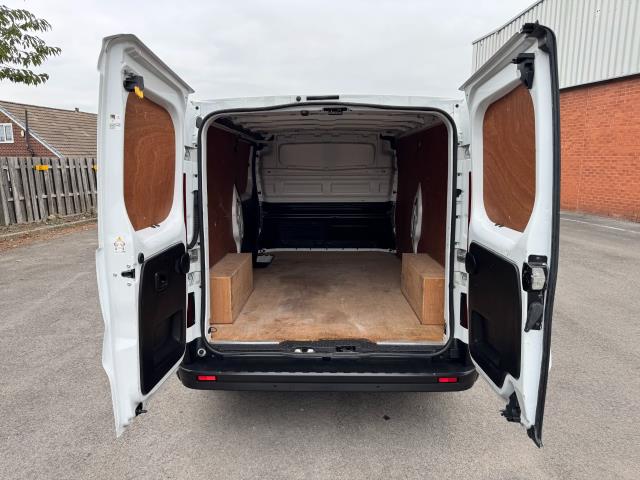 2021 Renault Trafic LL30 L2 H1 BLUE DCi 120PS BUSINESS+  EURO 6 (NU71YKG) Image 45