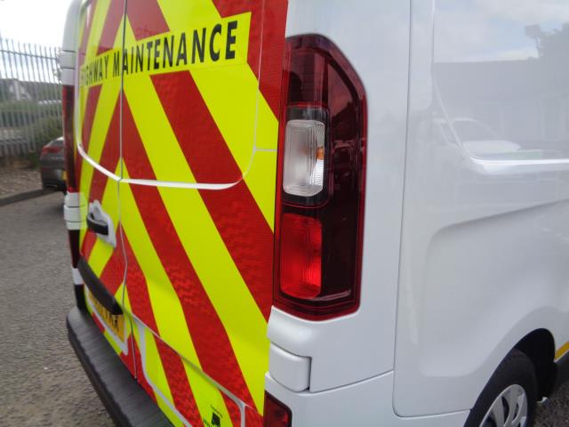 2021 Renault Trafic Ll30 Energy Dci 120 Business+ Van (NU71YKX) Image 11