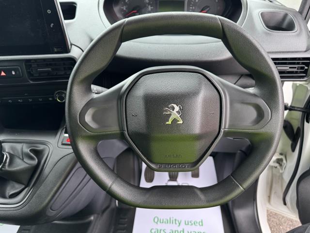 2021 Peugeot Partner 950 1.5 Bluehdi 100 Professional Premium Van (NU71YWF) Image 22