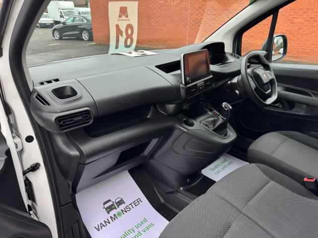 2021 Peugeot Partner 950 1.5 Bluehdi 100 Professional Premium Van (NU71YWF) Image 29