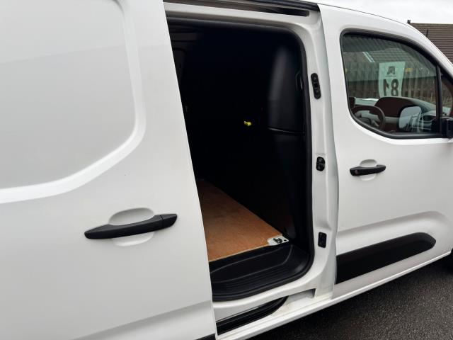 2021 Peugeot Partner 950 1.5 Bluehdi 100 Professional Premium Van (NU71YWF) Image 42