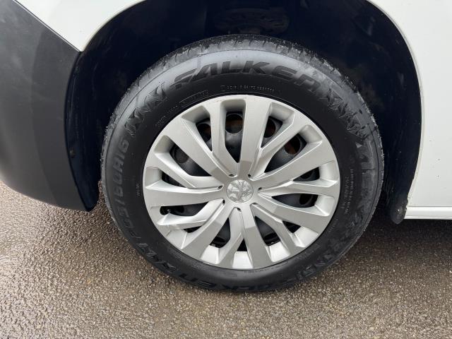 2021 Peugeot Partner 950 1.5 Bluehdi 100 Professional Premium Van (NU71YWF) Image 55