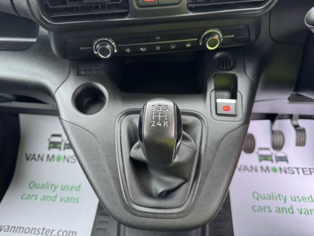 2021 Peugeot Partner 950 1.5 Bluehdi 100 Professional Premium Van (NU71YWF) Image 26
