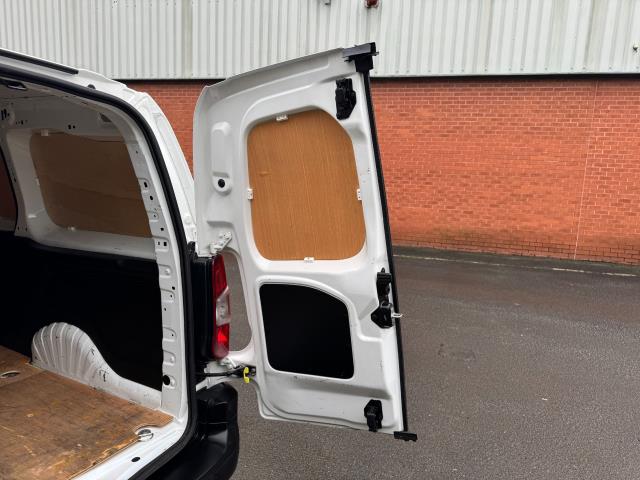 2021 Peugeot Partner 950 1.5 Bluehdi 100 Professional Premium Van (NU71YWF) Image 52