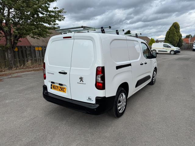 2021 Peugeot Partner 850 1.5 Bluehdi 100 Professional Premium Crew Van (NU71ZKC) Image 9