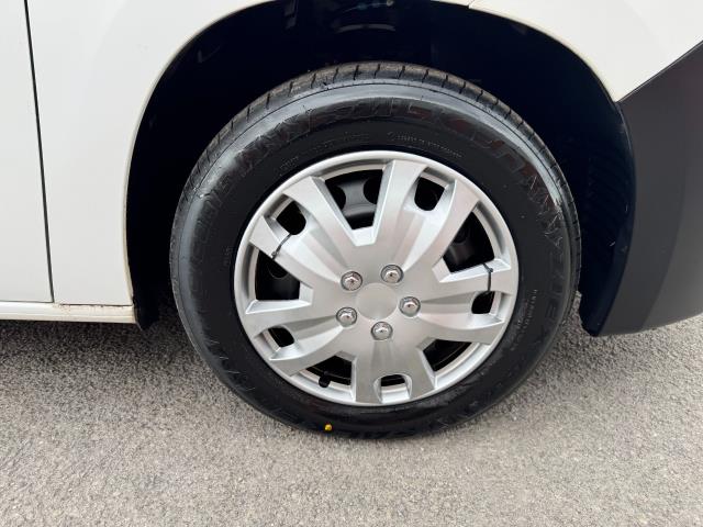 2021 Peugeot Partner 850 1.5 Bluehdi 100 Professional Premium Crew Van (NU71ZKC) Image 58