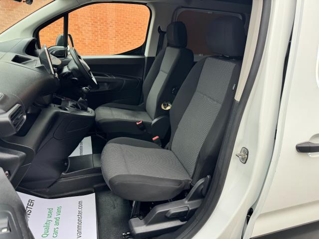 2021 Peugeot Partner 850 1.5 Bluehdi 100 Professional Premium Crew Van (NU71ZKC) Image 31