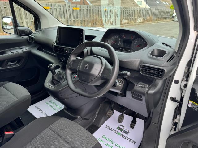 2021 Peugeot Partner 850 1.5 Bluehdi 100 Professional Premium Crew Van (NU71ZKC) Image 14