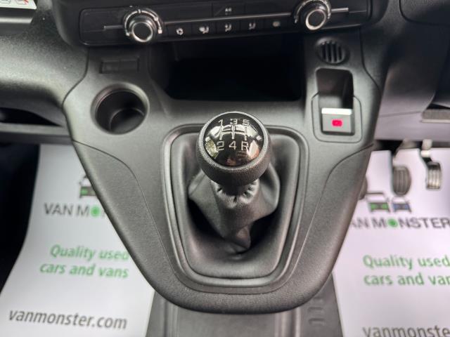 2021 Peugeot Partner 850 1.5 Bluehdi 100 Professional Premium Crew Van (NU71ZKC) Image 26
