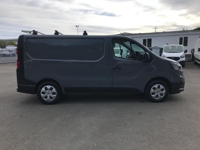 2022 Renault Trafic Sl28 Blue Dci 150 Business Van (NU72GGK) Image 14