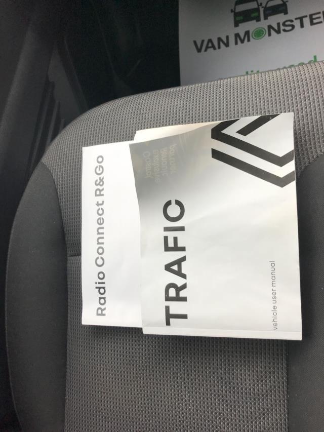 2022 Renault Trafic Ll30 Blue Dci 150 Business Van (NU72GHA) Image 31