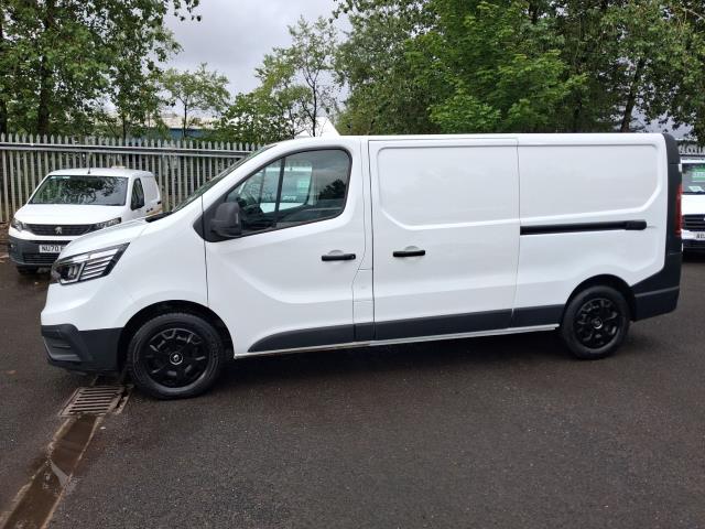 2022 Renault Trafic LL30 L2 H1 BLUE DCI 150PS BUSINESS  EURO 6 (NU72GHA) Image 4