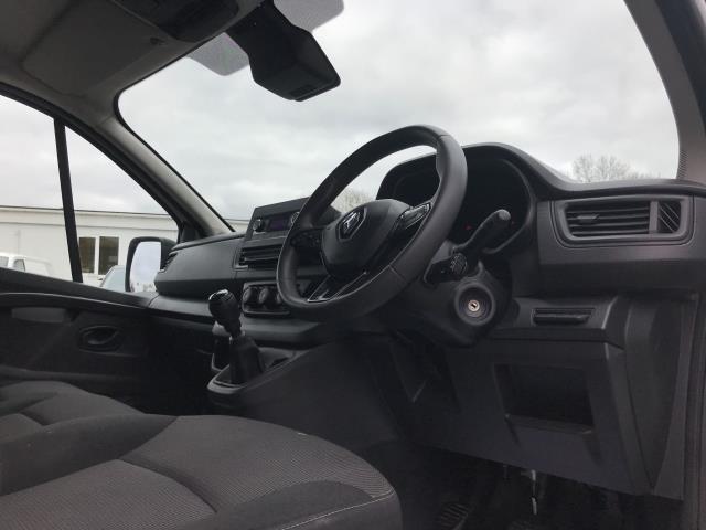 2022 Renault Trafic Ll30 Blue Dci 150 Business Van (NU72GHA) Image 19