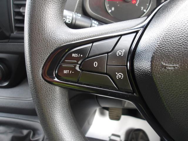 2022 Renault Trafic Sl28 Blue Dci 150 Business+ Van (NU72KMV) Image 28
