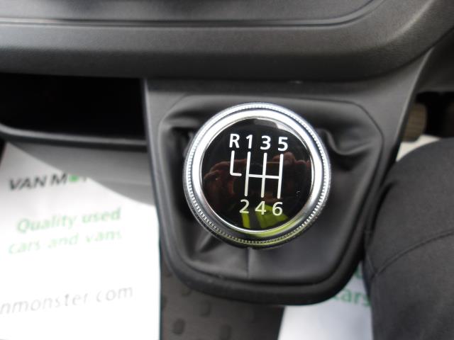 2022 Renault Trafic Sl28 Blue Dci 150 Business+ Van (NU72KMV) Image 31