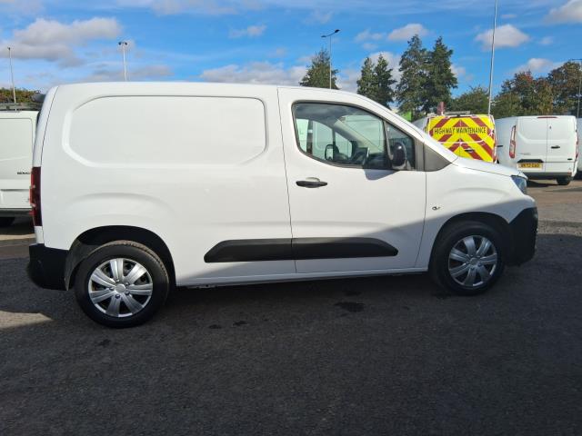 2022 Peugeot Partner 1000 1.5 Bluehdi 100 Professional Premium Van (NU72OPL) Image 10