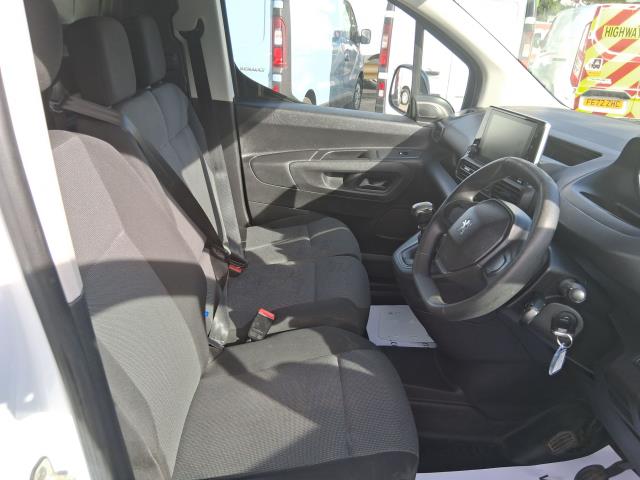 2022 Peugeot Partner 1000 1.5 Bluehdi 100 Professional Premium Van (NU72OPL) Image 19