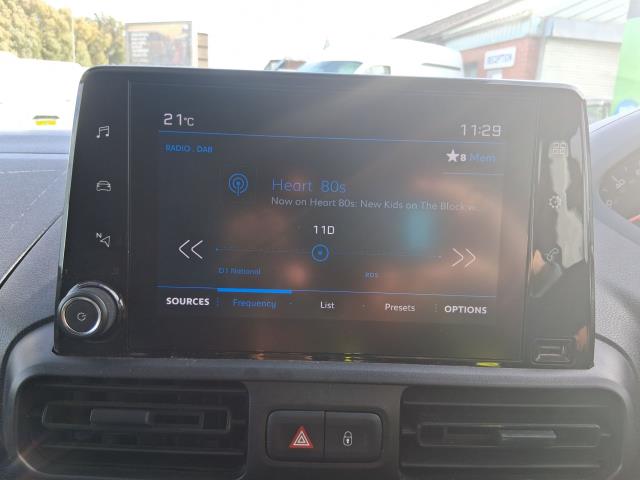 2022 Peugeot Partner 1000 1.5 Bluehdi 100 Professional Premium Van (NU72OPL) Image 23