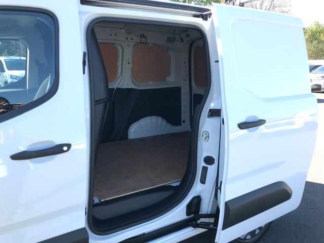 2022 Peugeot Partner 1000 1.5 Bluehdi 100 Professional Premium Van (NU72OPR) Image 14