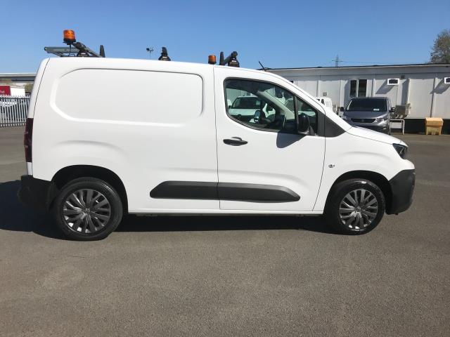 2022 Peugeot Partner 1000 1.5 Bluehdi 100 Professional Premium Van (NU72OPR) Image 10