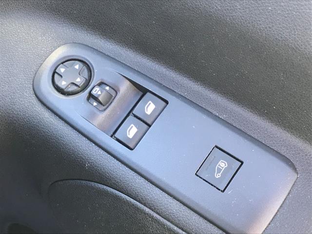 2022 Peugeot Partner 1000 1.5 Bluehdi 100 Professional Premium Van (NU72OPR) Image 25