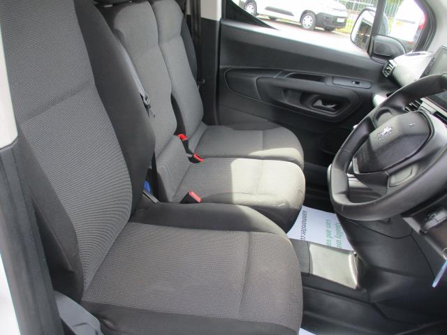 2022 Peugeot Partner 1000 1.5 Bluehdi 100 Professional Premium Van (NU72ORF) Image 12