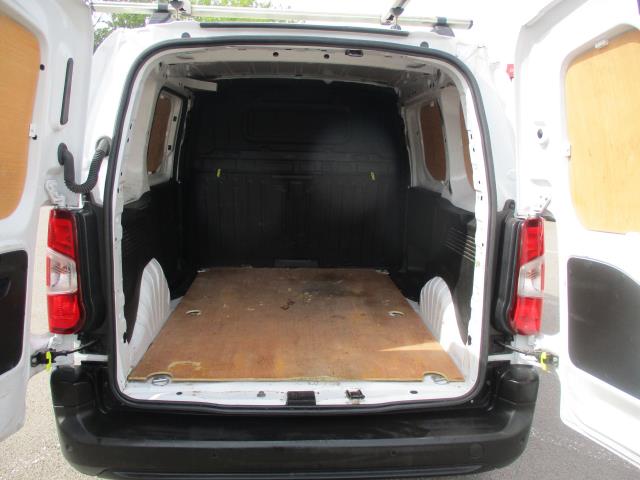 2022 Peugeot Partner 1000 1.5 Bluehdi 100 Professional Premium Van (NU72ORF) Image 29