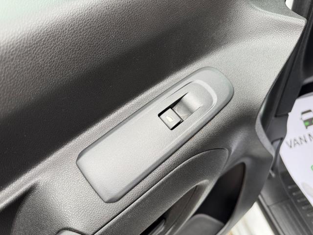 2022 Peugeot Partner 1000 1.5 Bluehdi 100 Professional Premium Van (NU72ORG) Image 34