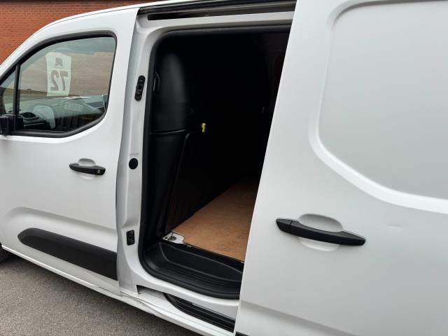 2022 Peugeot Partner 1000 1.5 Bluehdi 100 Professional Premium Van (NU72ORG) Image 39