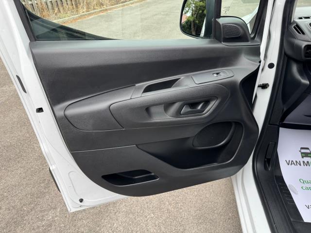 2022 Peugeot Partner 1000 1.5 Bluehdi 100 Professional Premium Van (NU72ORG) Image 33