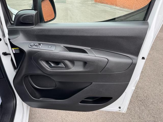2022 Peugeot Partner 1000 1.5 Bluehdi 100 Professional Premium Van (NU72ORG) Image 18