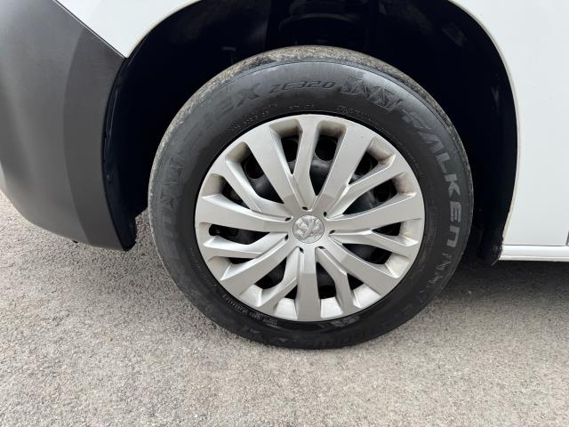 2022 Peugeot Partner 1000 1.5 Bluehdi 100 Professional Premium Van (NU72ORG) Image 54