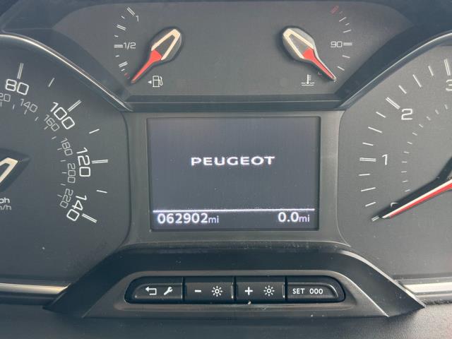 2022 Peugeot Partner 1000 1.5 Bluehdi 100 Professional Premium Van (NU72ORG) Image 12
